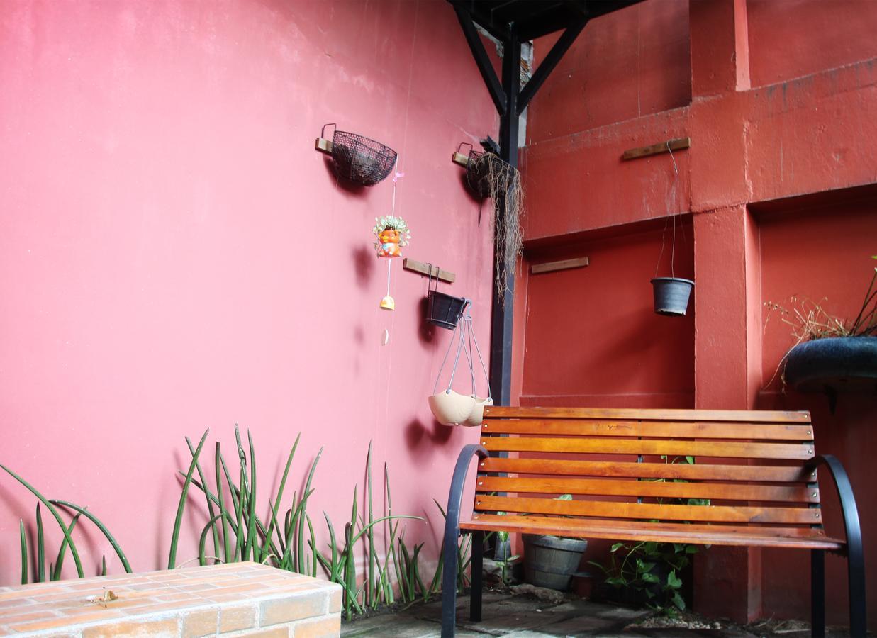 Rada Arak 79/4 Hostel Chiang Mai Extérieur photo